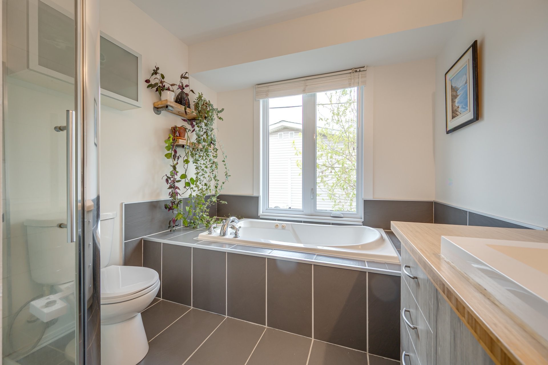 Salle de bain du rez-de-chaussée